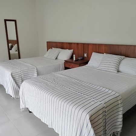 Deluxe Apartments Azure Бакалар Экстерьер фото