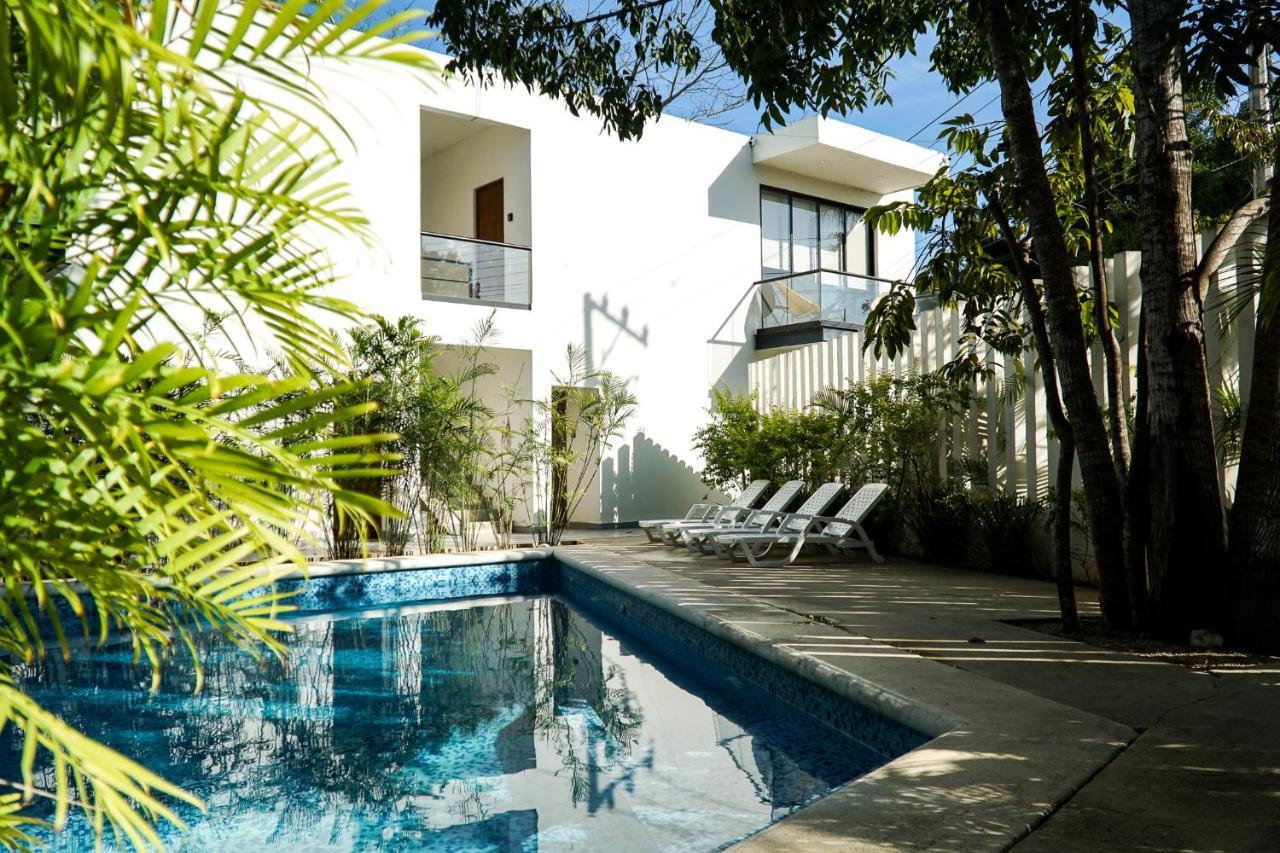 Deluxe Apartments Azure Бакалар Экстерьер фото