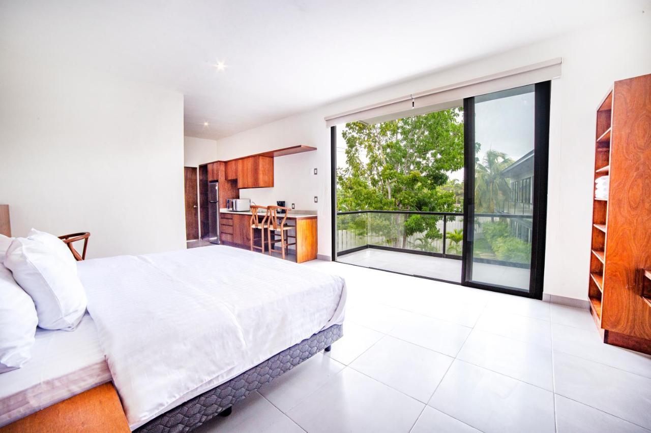 Deluxe Apartments Azure Бакалар Экстерьер фото
