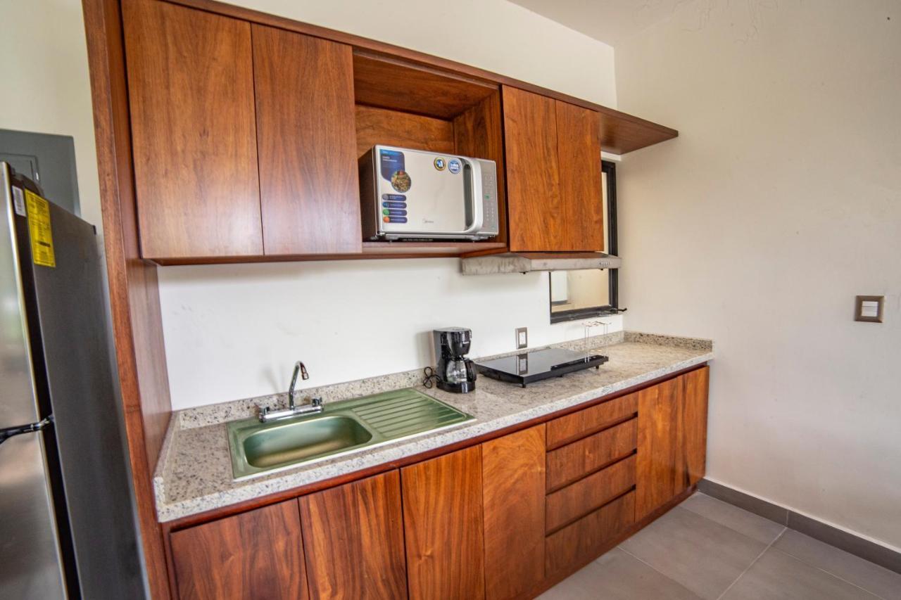 Deluxe Apartments Azure Бакалар Экстерьер фото
