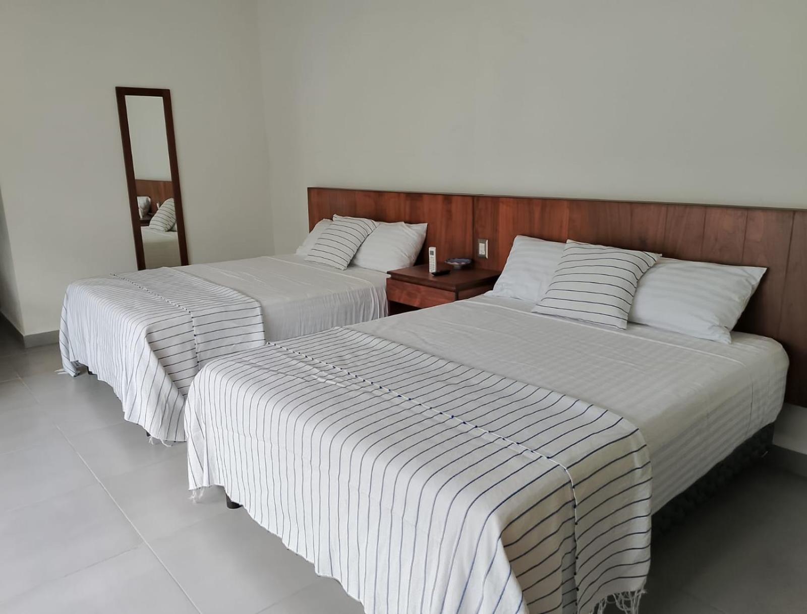 Deluxe Apartments Azure Бакалар Экстерьер фото